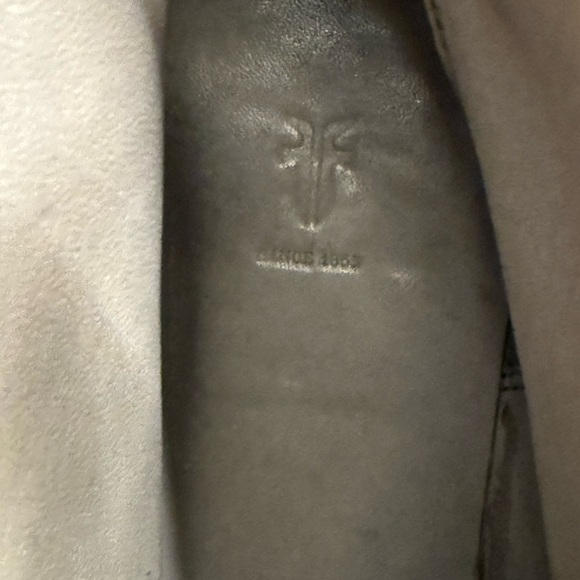 Frye Gray Kelly Zip Front Ankle Boots Size 9.5M - Picture 11 of 12